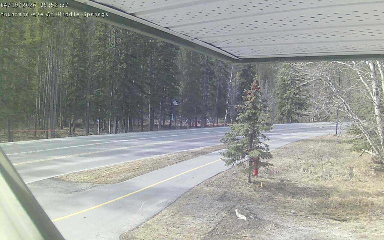 Mountain Ave at Middle Springs — Road