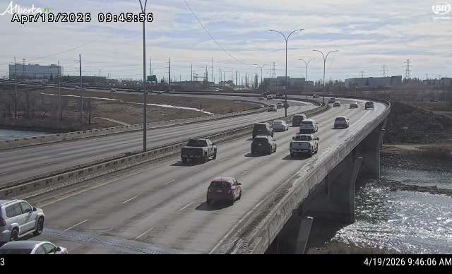 Hwy 2: Deerfoot Trail at Calf Robe & Ogden Bridges — East side of HWY