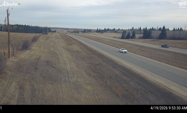 Hwy 2: North of Morningside Overpass near Ponoka — West side of HWY