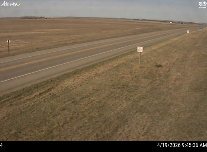 Hwy 3: 1.9km East of Burdett Access — North side of HWY