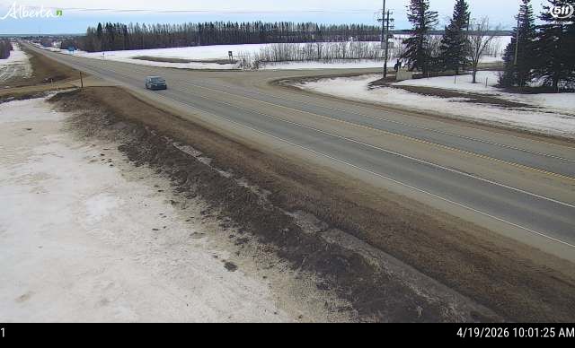 Hwy 2: North of Twp Road 834 near Grimshaw — East side of HWY