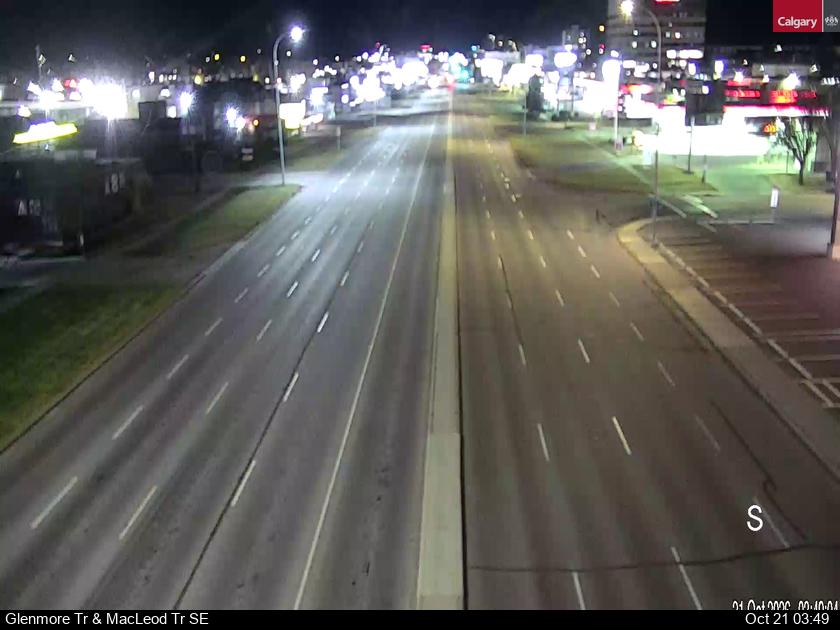 Traffic camera Glenmore Trail / Macleod Trail S (West) (SW) – current ...