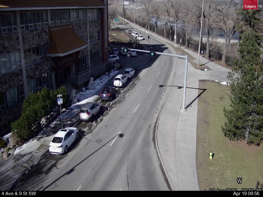 4 Avenue / 9 Street SW — SW