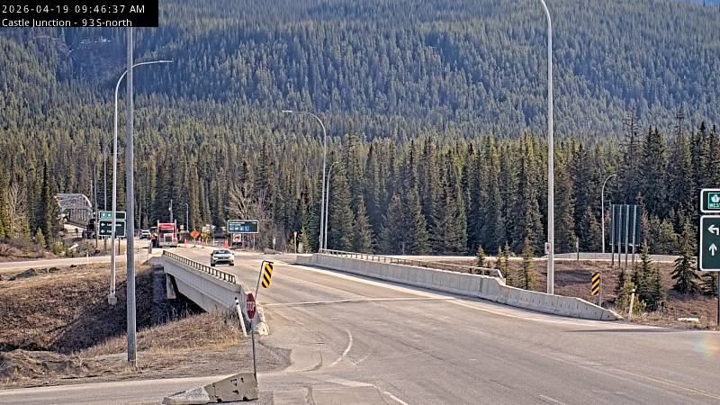 Castle Junction / TCH-93S — NE