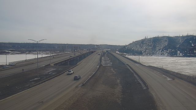 Hwy 63: Memorial Bridge - North — SB, West side of HWY