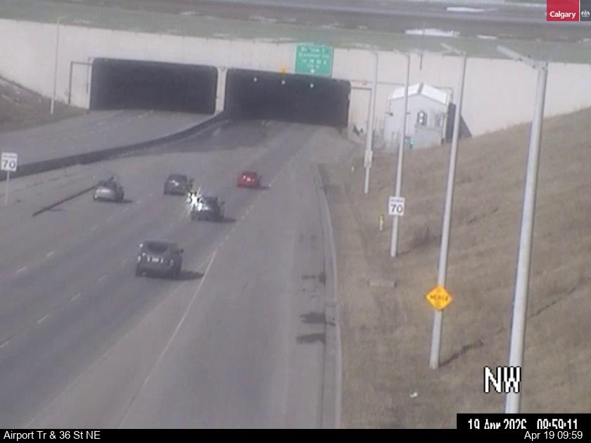 Airport Tr / 36 St NE — Airport Tr / 36 St NE