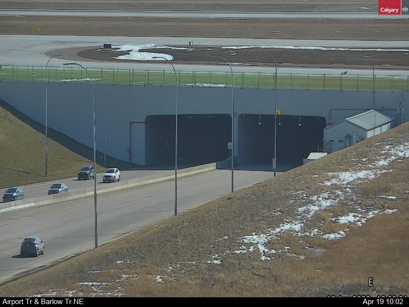 Airport Tr / Barlow Tr NE — Airport Tr / Barlow Tr NE