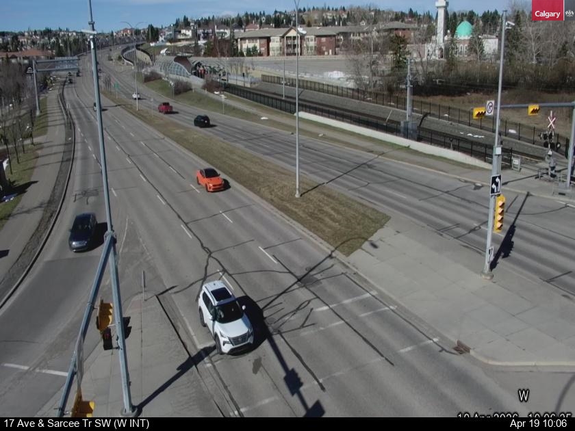 17 Ave / Sarcee Tr SW — 17 Ave / Sarcee Tr SW