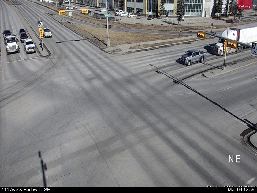 Traffic Cam 114 Avenue / Barlow Trail SE
