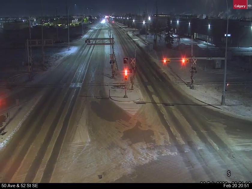 Traffic Cam 50 Avenue / 52 Street SE