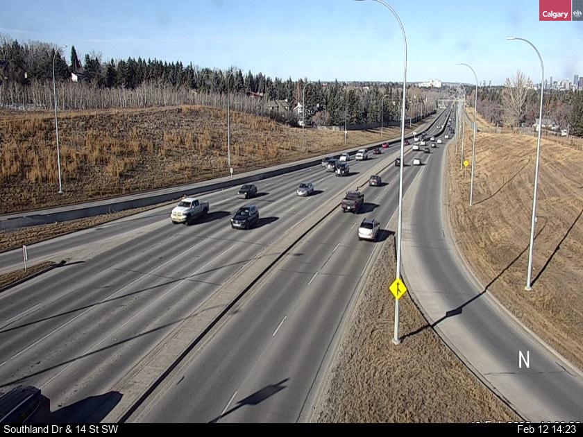 Traffic Cam Southland Drive / 14 Street SW