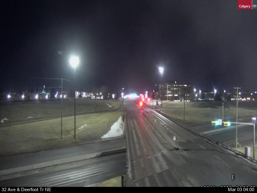 Traffic Cam 32 Avenue / Deerfoot Trail NE