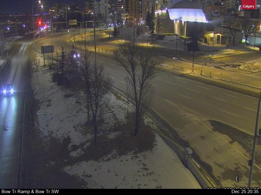 Traffic Cam Bow Trail / 6 Avenue SW