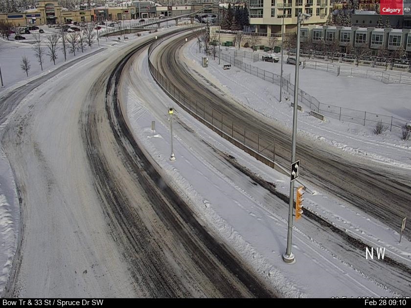 Traffic Cam Bow Trail / 33 Street SW