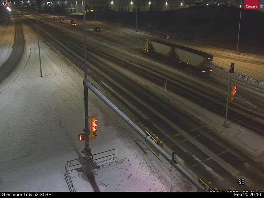Traffic Cam Glenmore Trail / 52 Street SE