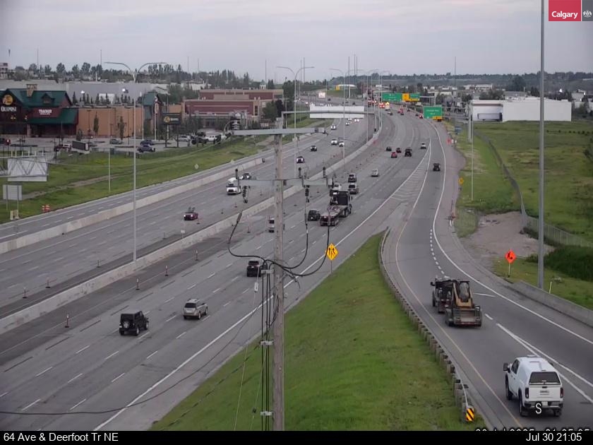 Traffic Cam 64 Avenue / Deerfoot Trail NE
