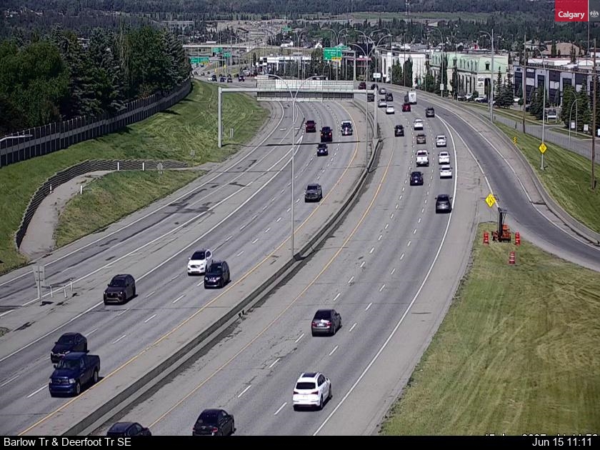 Barlow Trail / Deerfoot Trail SE Camera Image